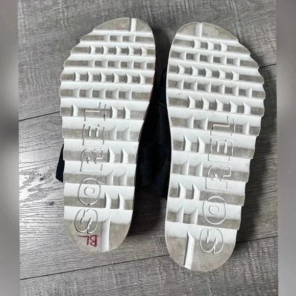 SOREL Black & Punch Pink Roaming Sport Women Sandal, US 8 - Picture 5 of 7